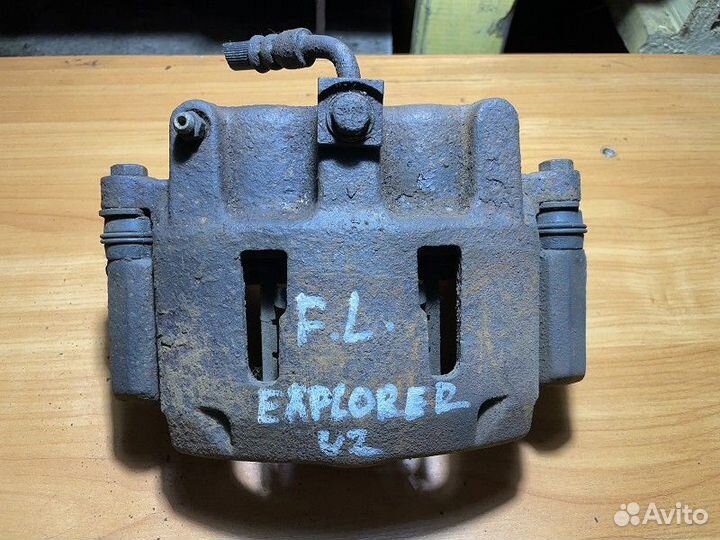 Суппорт тормозной передний левый ford explorer 199