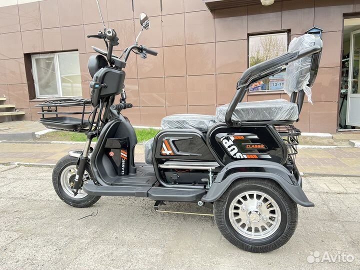 Трицикл 800 w 20 ah 3-х местный