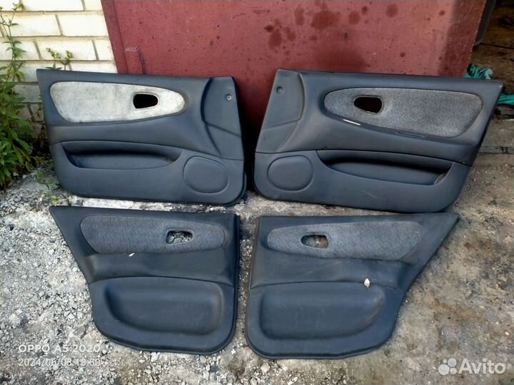 Обшивки дверей Mitsubishi Lancer 6