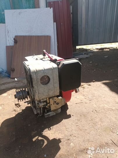 Двигатель от мотоблока Ока