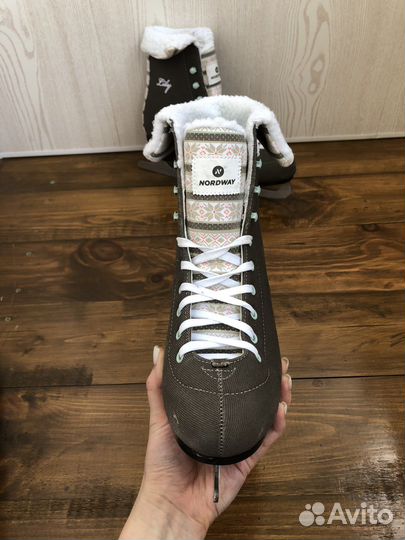 Фигурные коньки