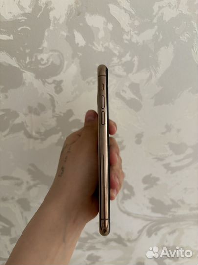 iPhone 11 Pro, 64 ГБ