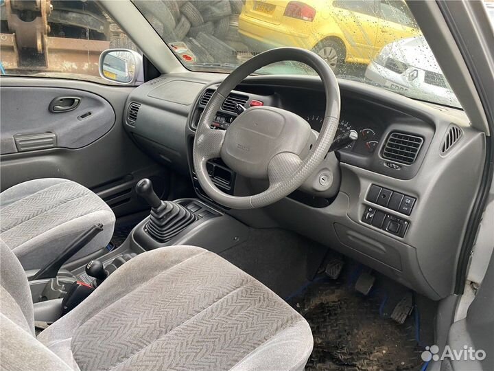 Разбор на запчасти Suzuki Grand Vitara 1997-2005