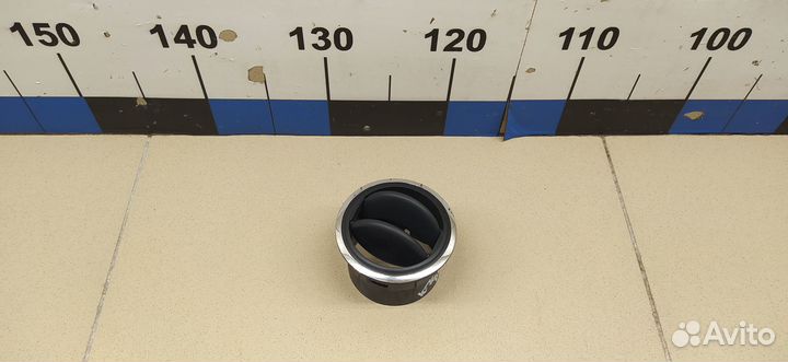 Дефлектор воздушный Duster 2012