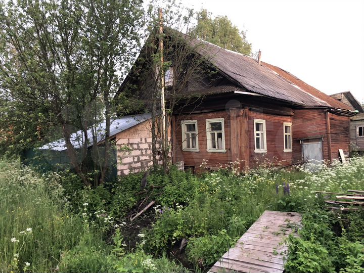 Дом 55 м² на участке 5 сот.