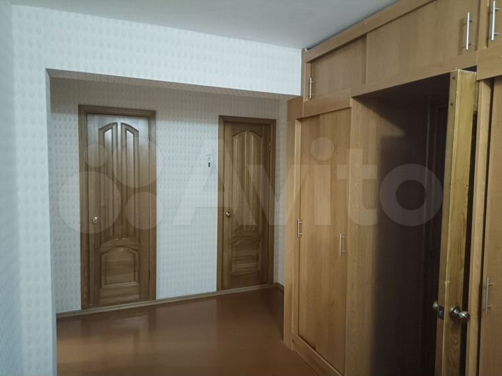 2-к. квартира, 54 м², 2/2 эт.