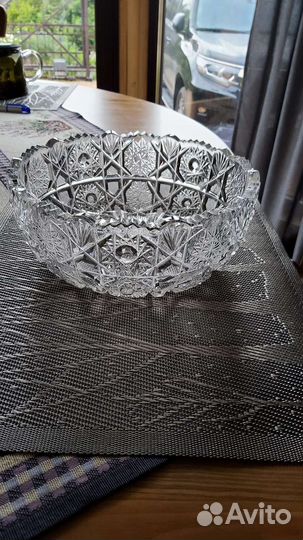 Хрустальная ваза