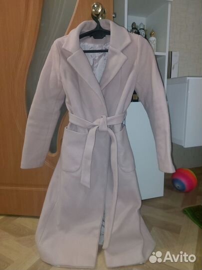 Пальто женское 42 44