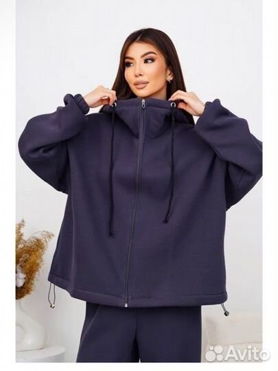 Костюм спортивный женский новый