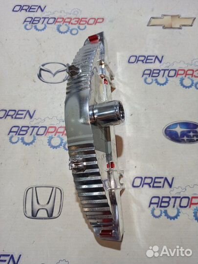 Стоп-сигнал дополнительный Kia Cerato 2 1.6 G4FC