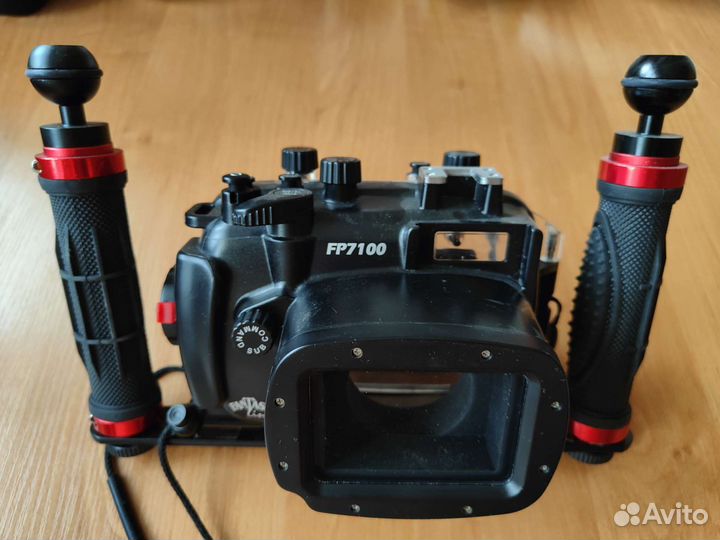 Набор для подводной фотосъемки Nikon Coolpix p7100