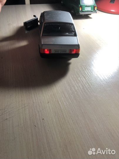 Машинки модельки