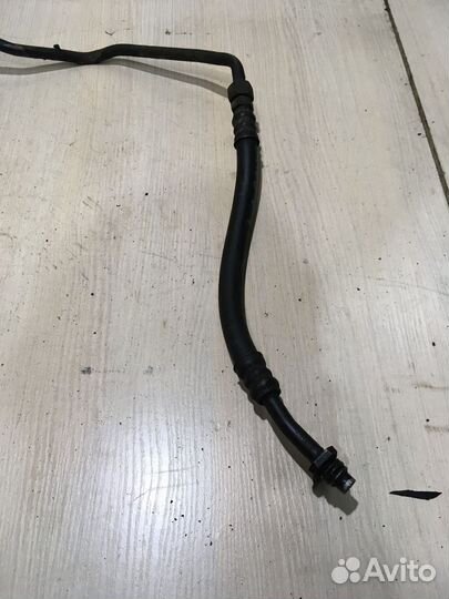 Трубка охлаждения АКПП Ауди А6 С5 2.4 вариатор