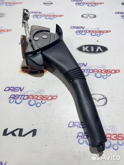 Рычаг стояночного тормоза Nissan Terrano D10 2.0