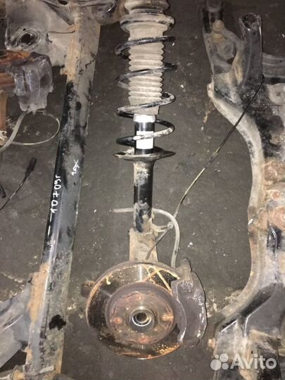 Балка задняя, подрамник пежо 107