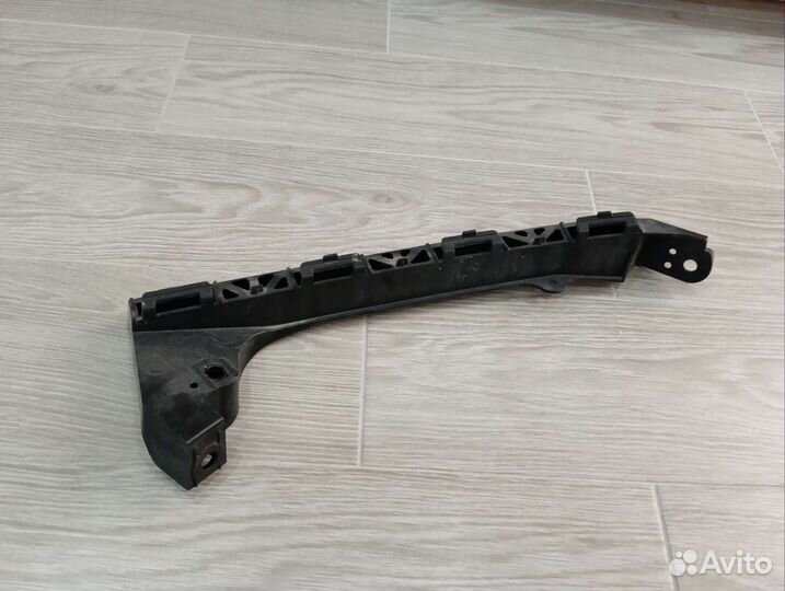 Крыло правое honda fit