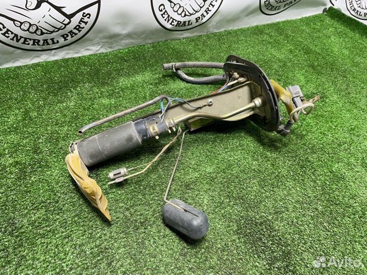 Топливный насос Toyota Land Cruiser FZJ80 1FZ 1992