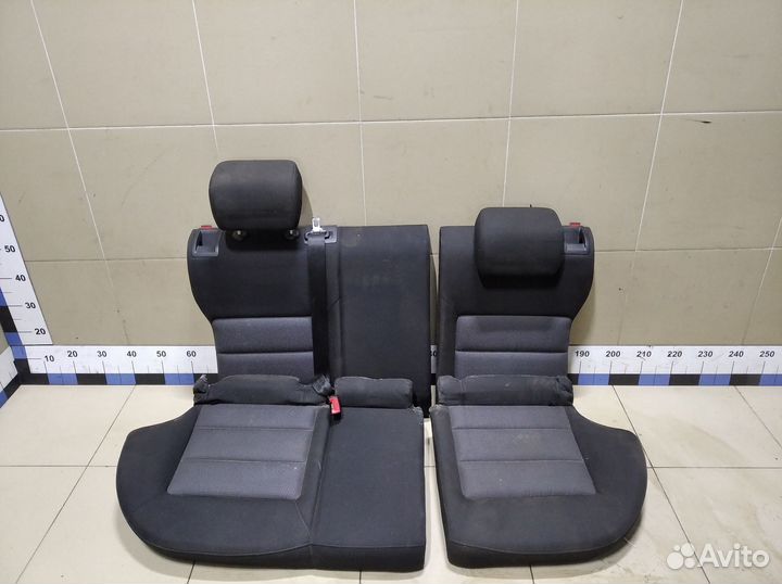 Сиденье заднее Octavia (A5 1Z) 2004-2013
