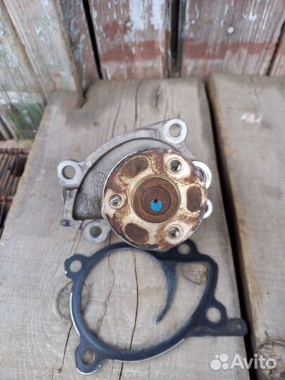 Водяной насос ниссан ноте Е12