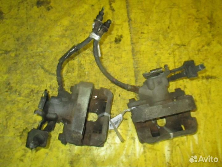 Суппорт Toyota Prius ZVW30 (Заднее)