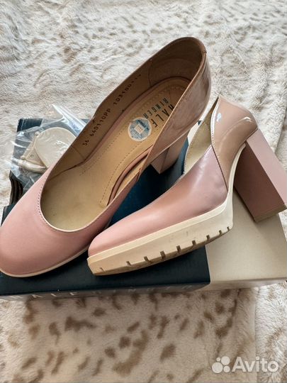 Туфли розовые 36 размер