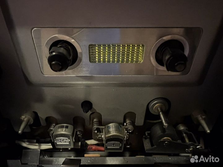 Кассетная дека Victor