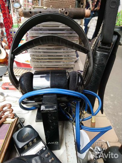 Наушники AKG