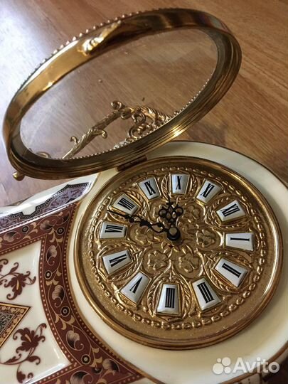 Часы настольные