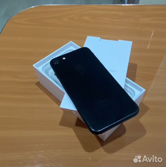 iPhone 7, 32 ГБ