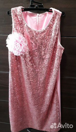 Платье нарядное