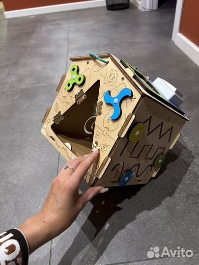 Деревянный игровой домик