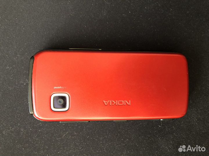 Телефон Nokia 5230