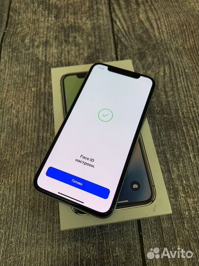 iPhone x 64gb