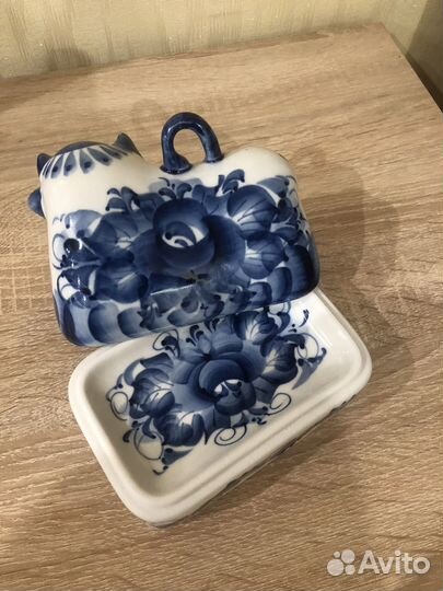 Гжель масленка му-му