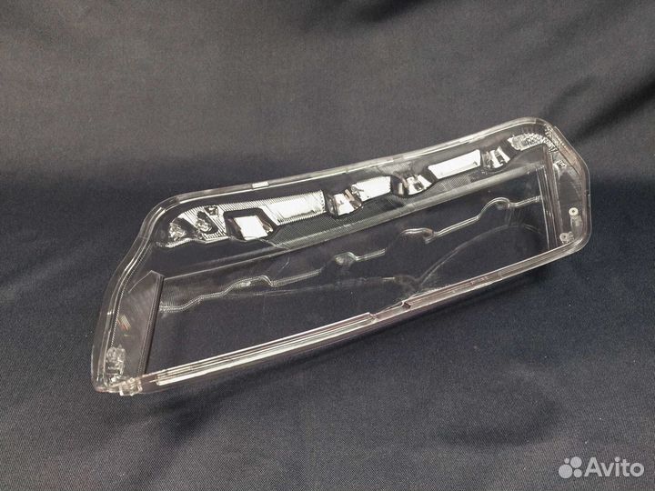 Стекло фары Skoda Octavia (A7 13-17) справа