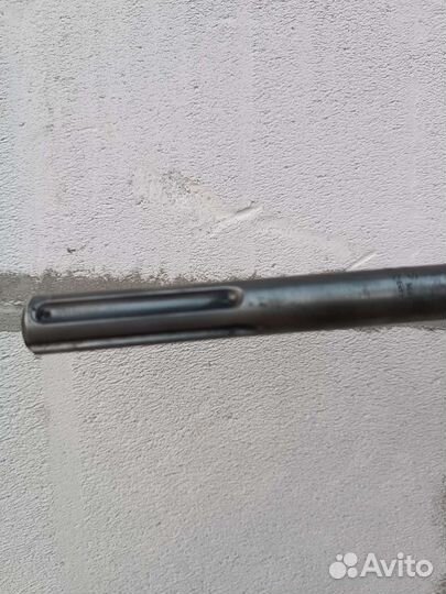 Бур по бетону