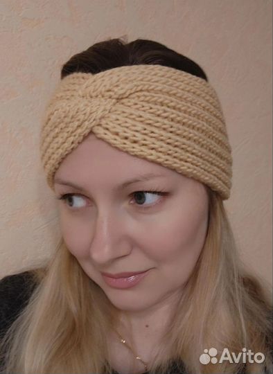 Повязка на голову вязаная ручная работа