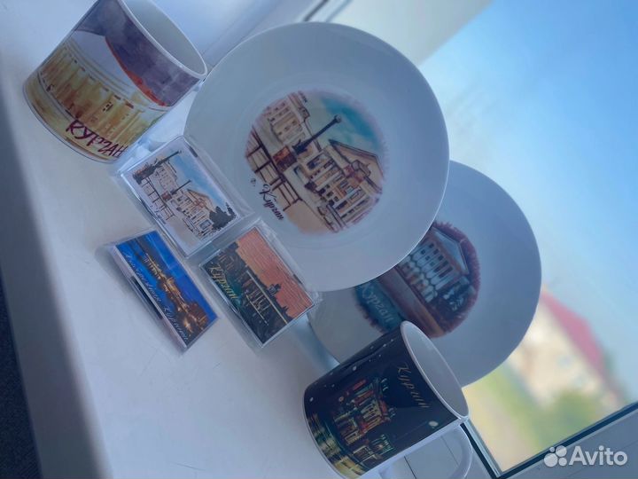 Печать на посуде и одежде