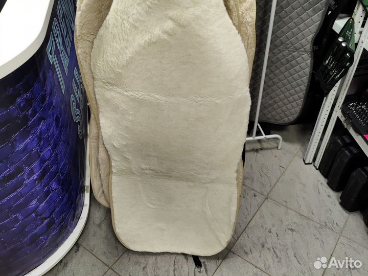 Меховые накидки шерсть белый