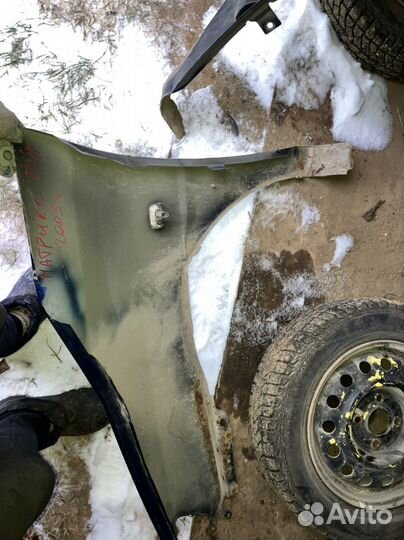 Крыло на Hyundai Matrix