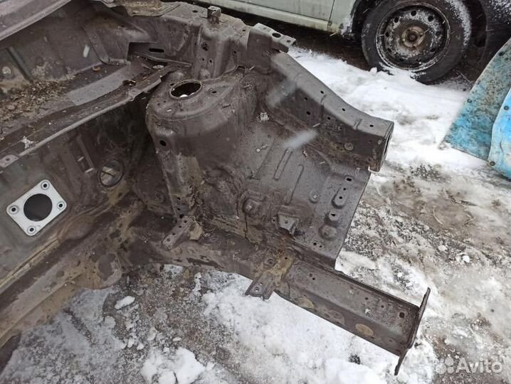 Лонжерон передний левый Kia Sportage