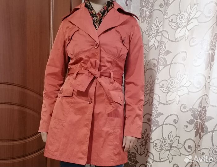 Плащ женский