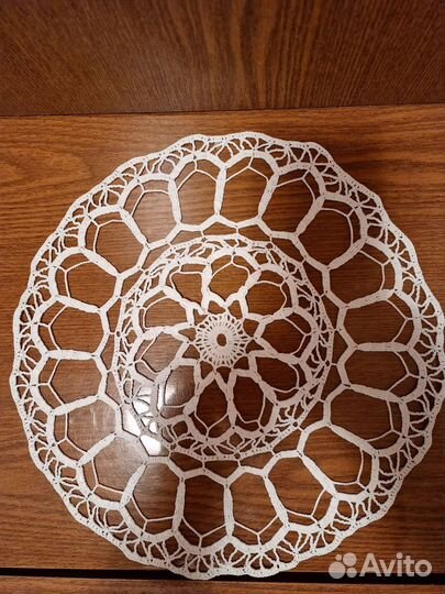 Салфетка кружевная ручной работы