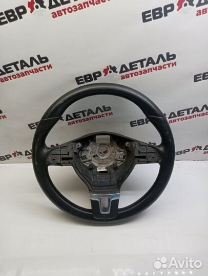 Руль Volkswagen Passat B7 седан сaxa 1.4 2011