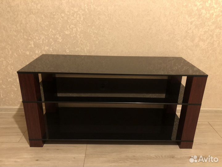 Тумба под телевизор