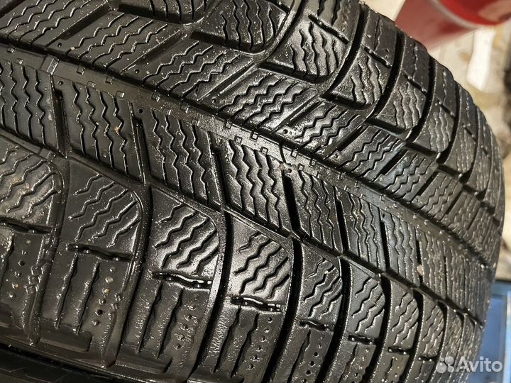 Michelin X-Ice XI3 205/55 R16