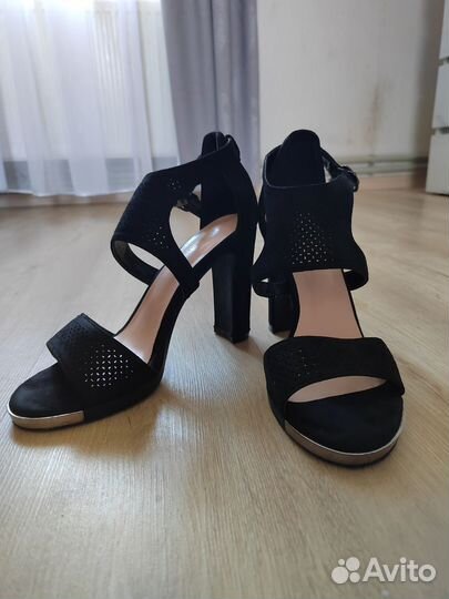 Босоножки женские 39 размер ecco