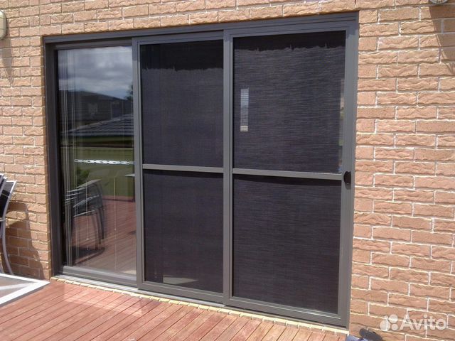 Москитные сетки на окна. Москитная сетка на дверь