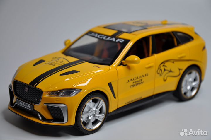 Модель автомобиля Jaguar F-Pace SVR металл