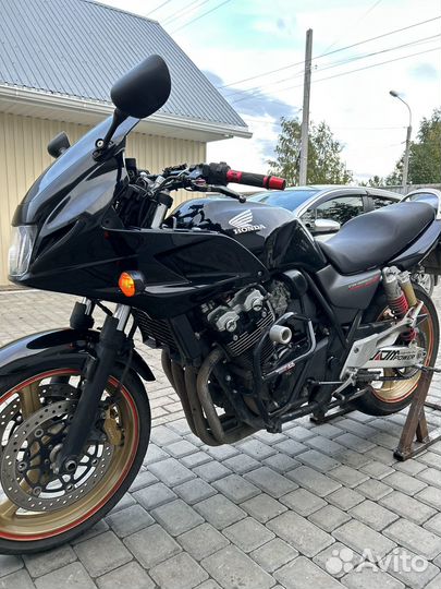 Honda CB400SF Boldor